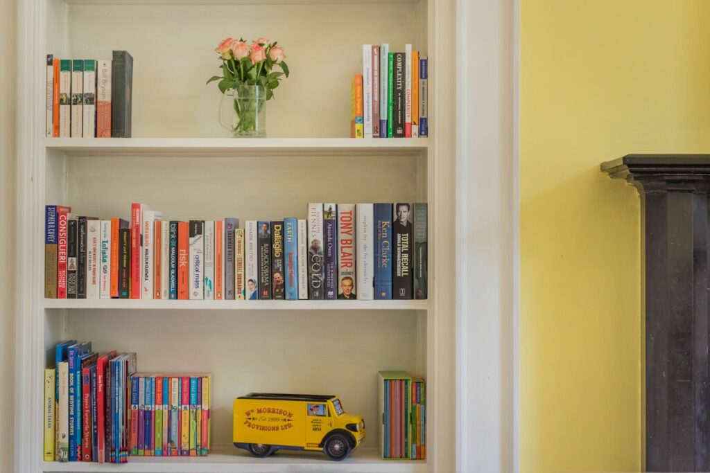 White bookshelf with classic design. 