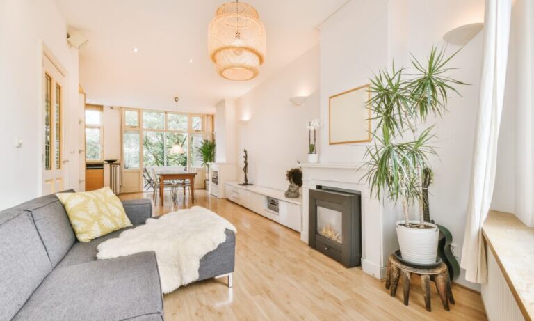 Bright living room in a well-presented home, representing Warminster house prices and family buyer demand near Kingdown School.